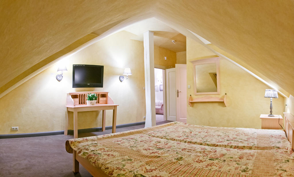 Calvados Hotel Ruda Slaska Værelse billede